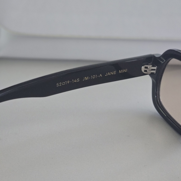 Jane Mini Gloss Black Sunglasses - Picture 6 of 8